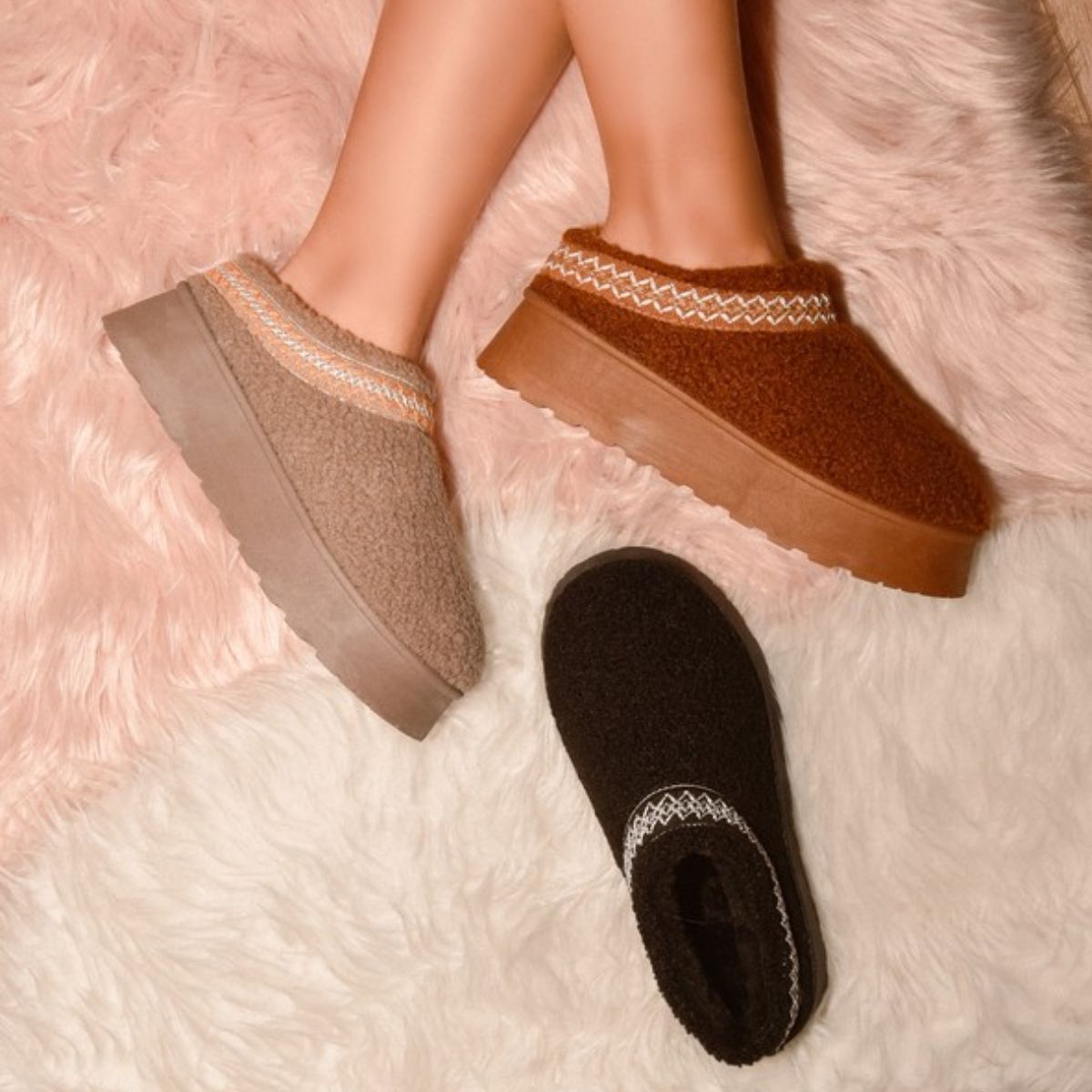 WILD DIVA Embroidered Trim Platform Sherpa Boots